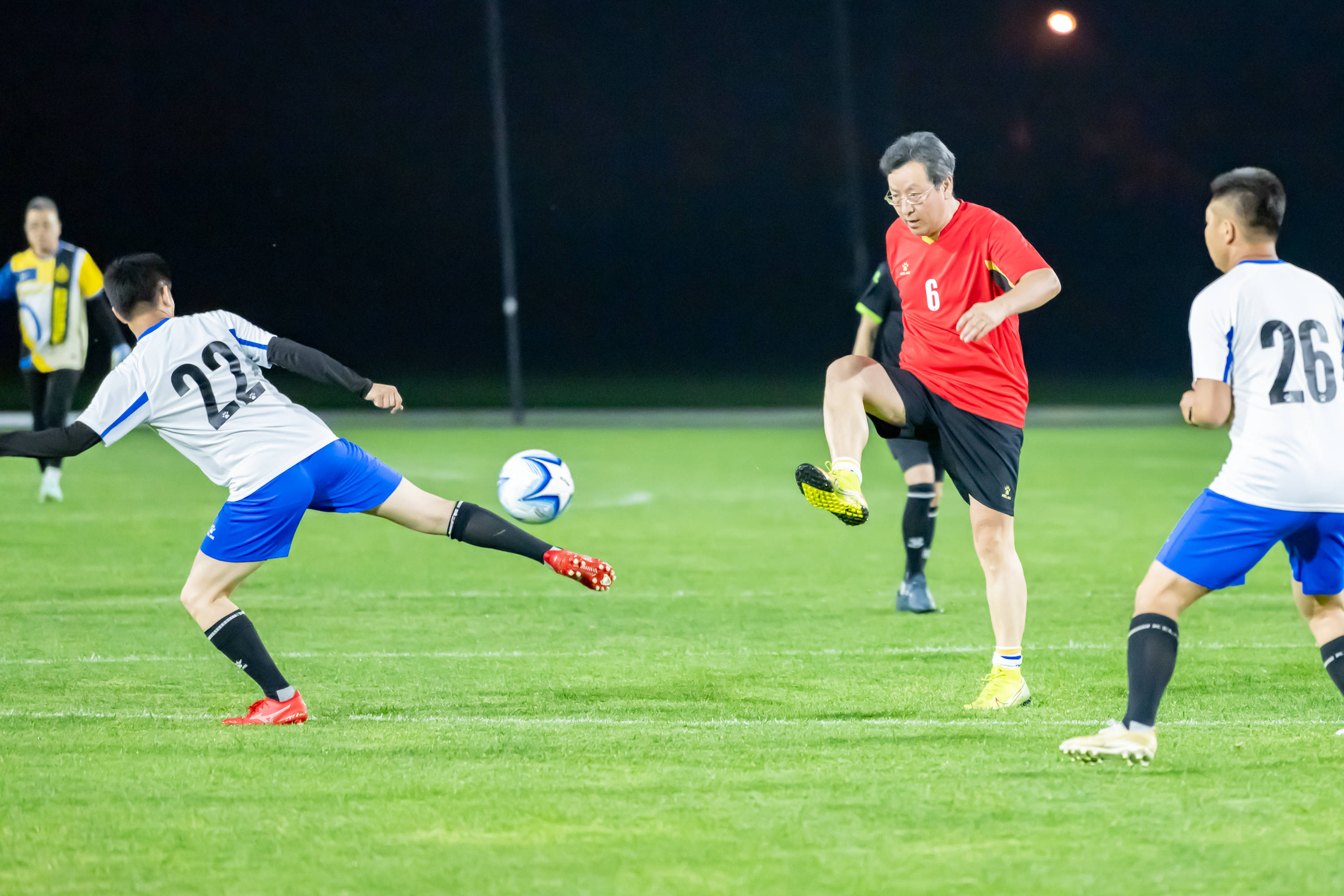 84战胜吉 84战胜吉