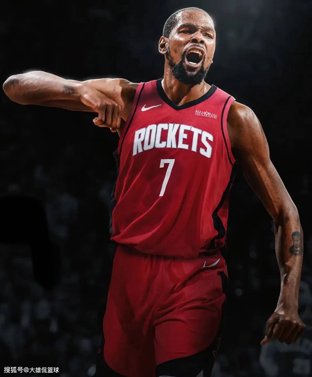 她积累了丰 她积累了丰