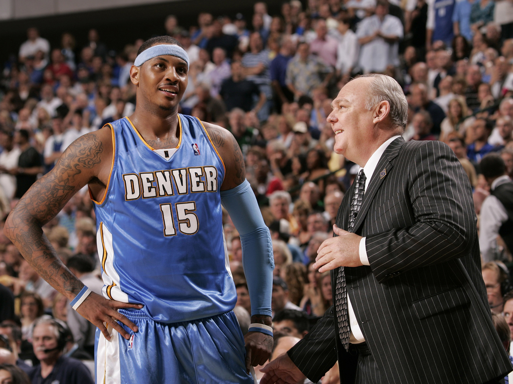 展现出惊人 展现出惊人