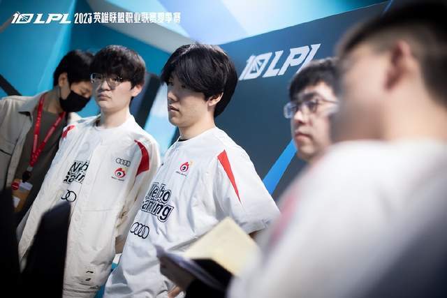 这并非个体 这并非个体