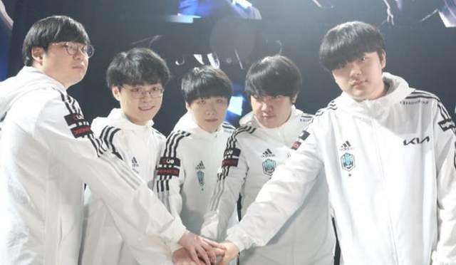 财务压力 财务压力